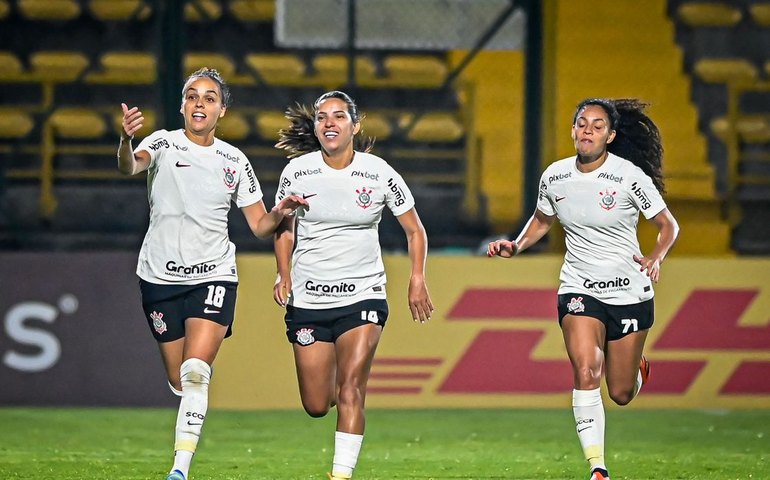 Millene leva Corinthians à vitória na Libertadores feminina