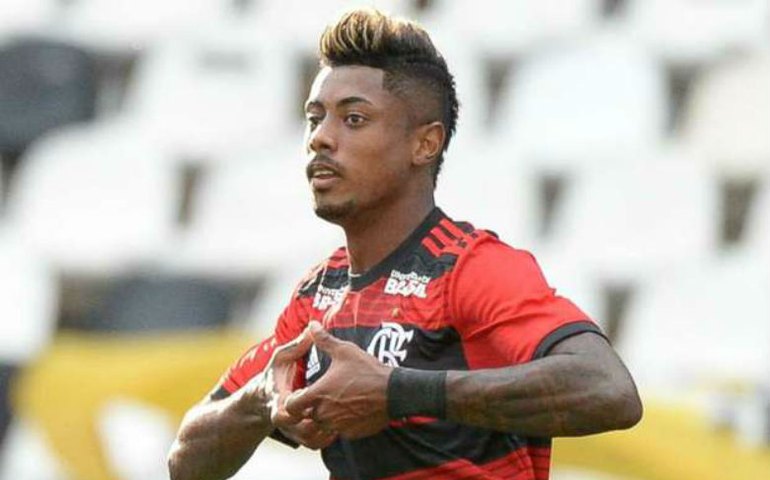 Bruno Henrique brilha com 2 gols e comanda virada do Flamengo sobre o Botafogo