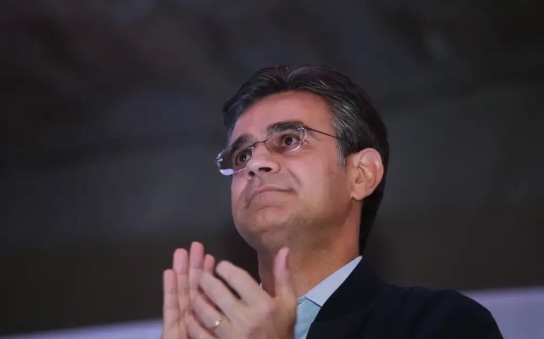 Garcia promete dobrar oferta de crédito ao empreendedor e MEI a juro zero