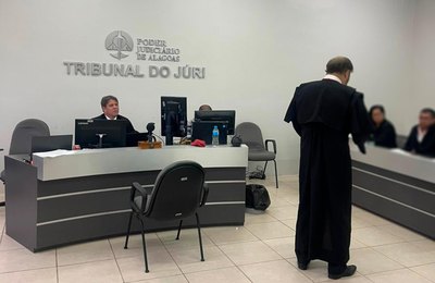 Após 25 anos foragido, homem é condenado a mais de 15 anos de prisão por homicídio