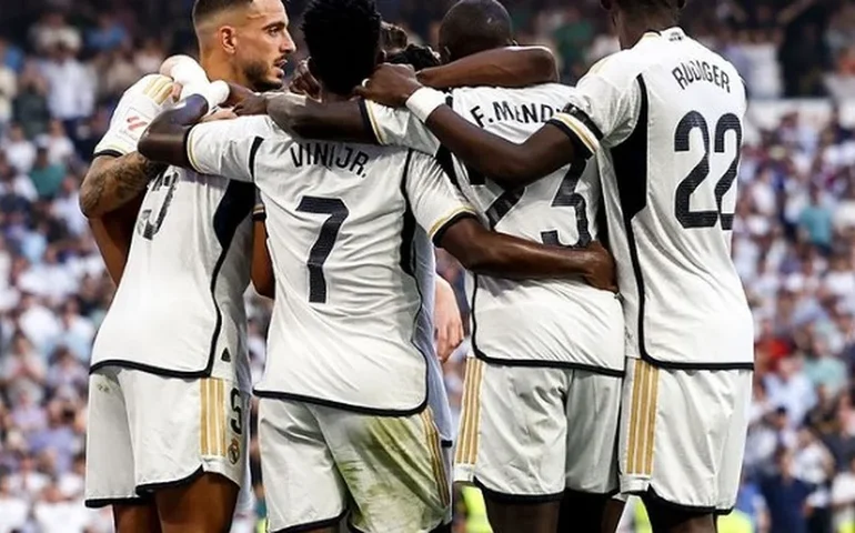 Real Madrid renova com Carvajal após grave lesão e lateral completará 24 anos de clube