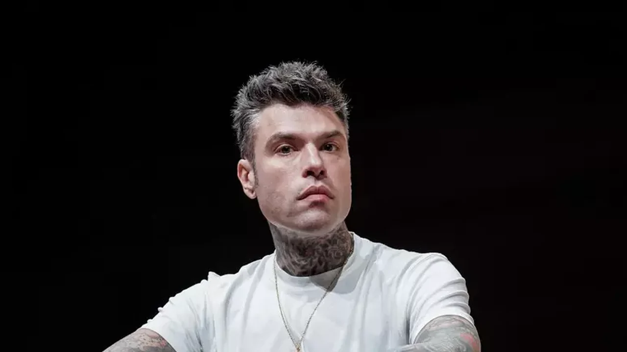 Fedez é transferido de hospital após exames e segue internado na Itália