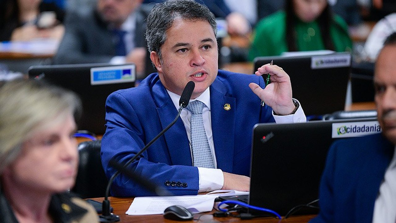 CAE debate na terça projeto que mantém desoneração da folha até 2027