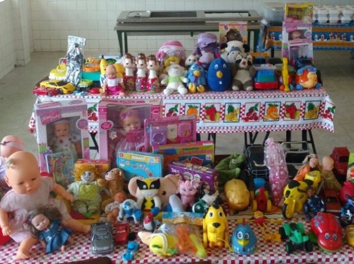 Brinquedos arrecadados na Páscoa são entregues ao Juvenópolis