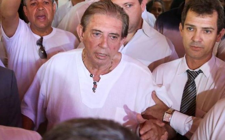 João de Deus conclui depoimento em delegacia e é levado ao IML de Goiânia