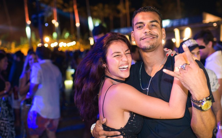 Yanna Lavigne curte a Semana Santa em Alagoas