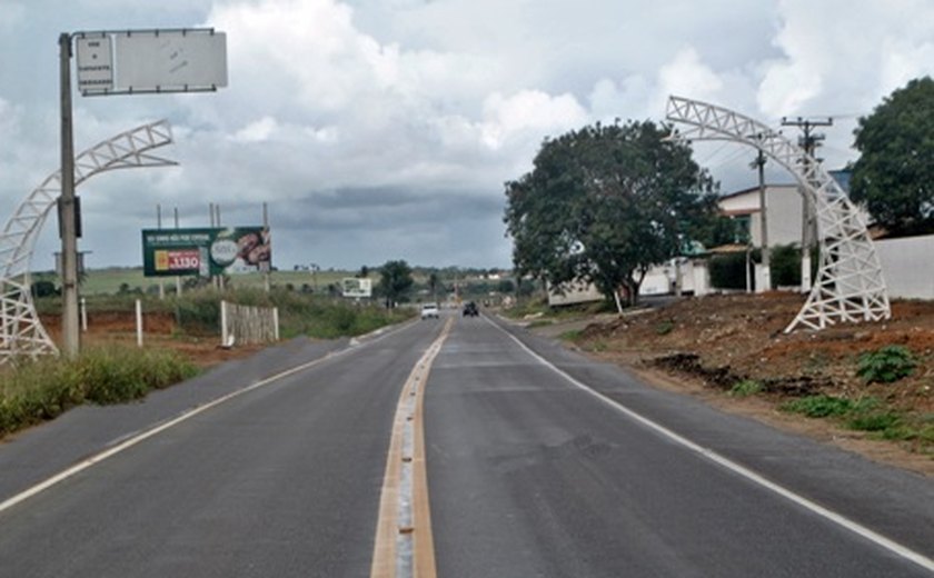 Fixação de portal de Arapiraca interditará trecho da AL-220