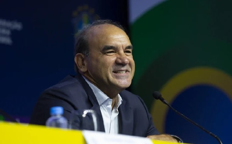 Ricardo Gomes aponta Abel Ferreira e Jorge Jesus como opções para a seleção