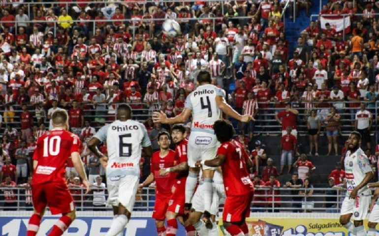 CRB e Operário ficaram no empate por 0 a 0