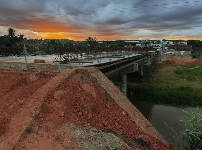 São José da Laje vai ganhar nova ponte sobre o Rio Canhoto; obra tem contrapartida da prefeitura municipal