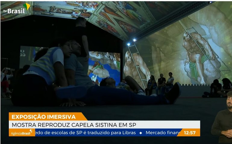 Mostra reproduz Capela Sistina em São Paulo