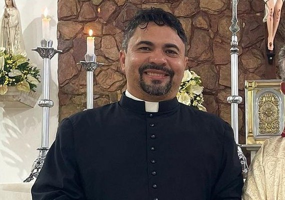 Ameaças e tentativa de homicídio em Novo Lino: padre é forçado a deixar igreja após ser alvo de violência política