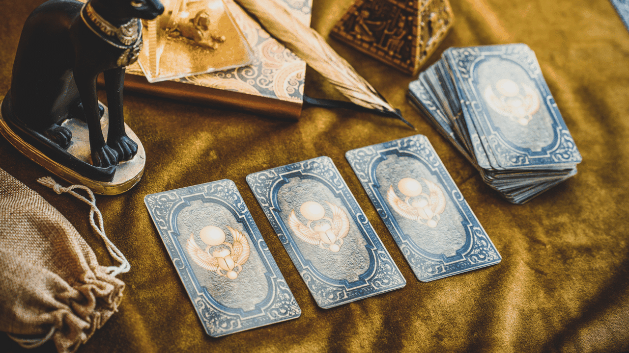 Tarot do dia: previsão para os 12 signos em 31/10/2026