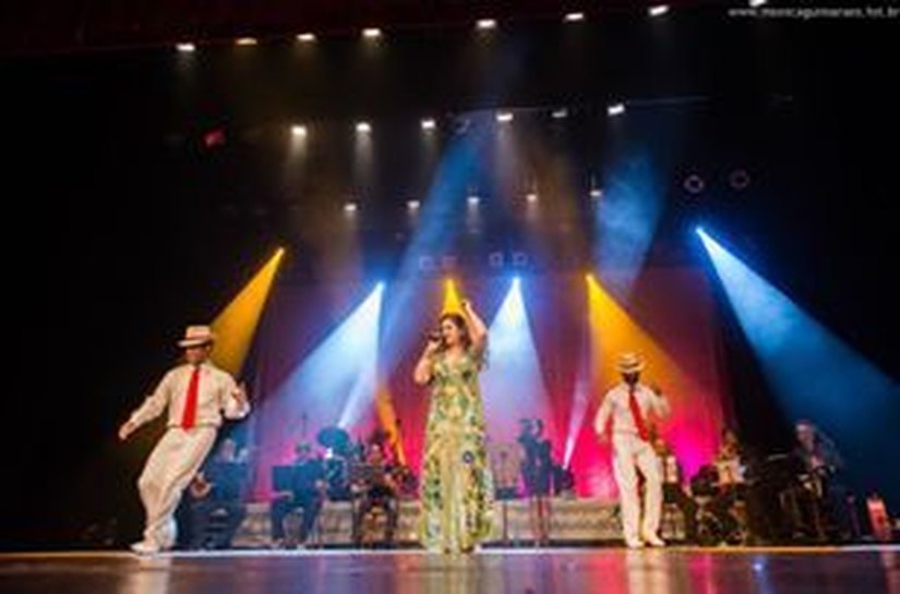 Wilma Araújo homenageia Luiz Gonzaga e Gonzaguinha no Quintas no Poço