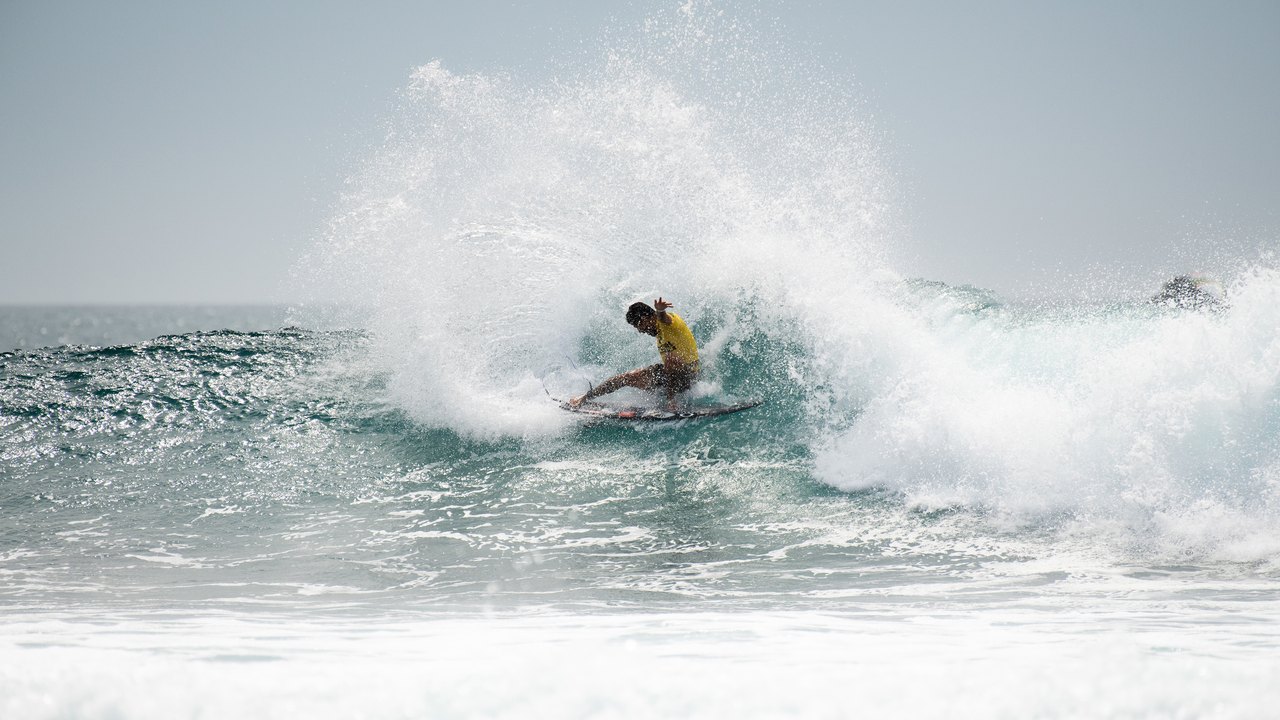 Mundial de surfe começa com Filipe Toledo buscando o tri
