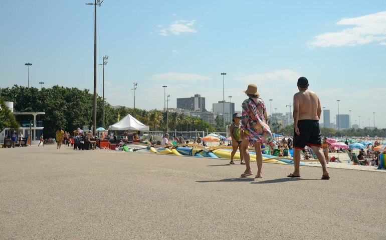 Turistas estrangeiros gastam US$ 7,3 bi em 2024, recorde em 15 anos