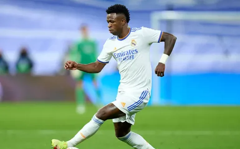 Com time misto e Vini Jr. no 2º tempo, Real vence Getafe e reassume vice-liderança do Espanhol