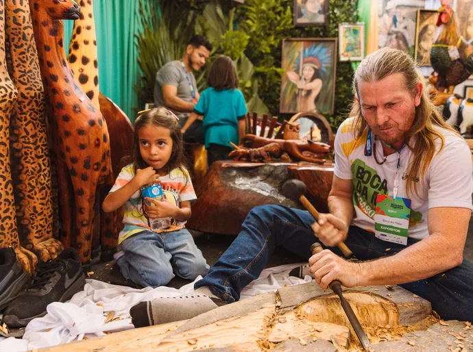 Arte de compartilhar: artesãos alagoanos cativam visitantes da 13ª Feira dos Municípios Alagoanos