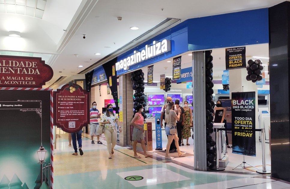 thumbnail_Lojas dos shoppings Jardins e RioMar oferecem descontos de até 70%.jpg / Foto: Assessoria de comunicação