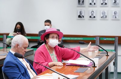 Tereza Nelma reúne conselhos tutelares e secretário Nacional dos Direitos da Criança e do Adolescente em Maceió