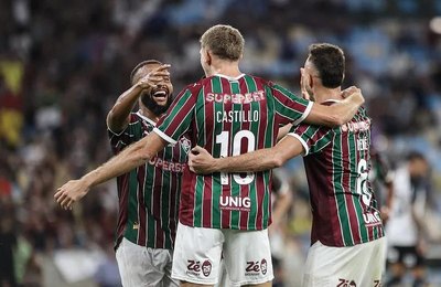 Fluminense fica duas vezes atrás do placar, vira sobre o Santos e volta a ganhar no Brasileirão