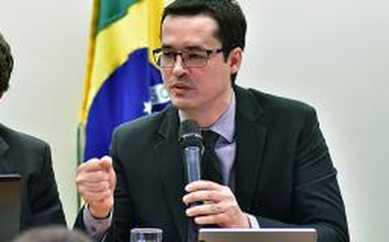 Lula comandava esquema de corrupção identificado na Lava Jato, diz procurador