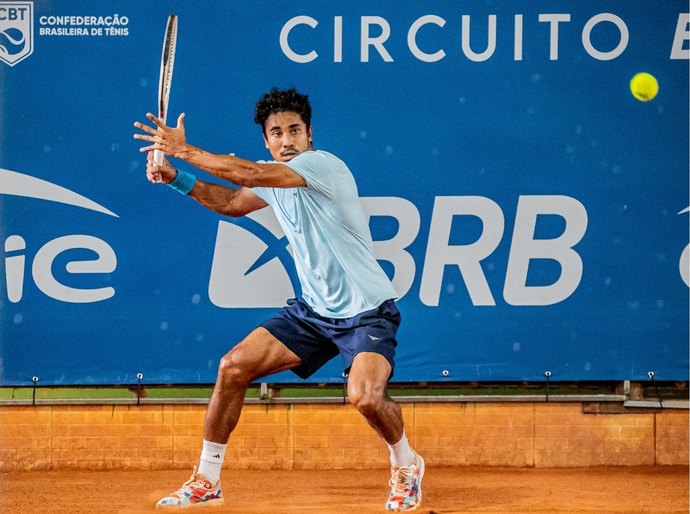 Laelson Rodrigues, de origem alagoana, vai às oitavas no torneio internacional de Maceió (AL) e comemora retorno ao ranking após grave lesão