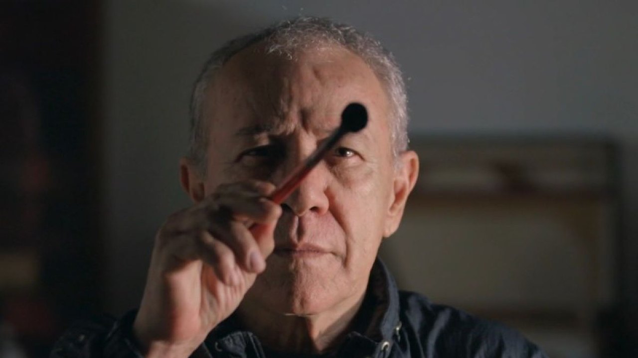 Siron Franco presta tributo às vítimas da pandemia