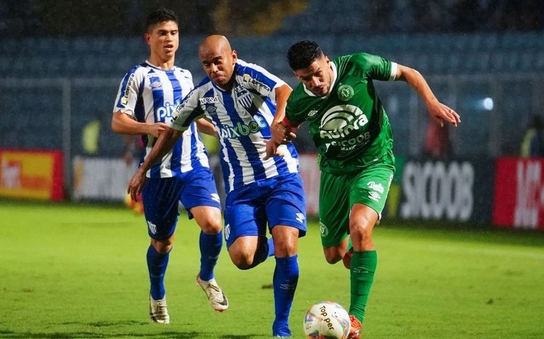Série B tem domingo de rodada dupla na tela da TV Brasil