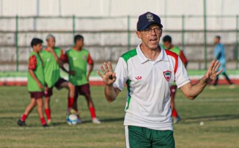 CSE demite técnico Fernando Tonet após derrota acachapante para o CRB