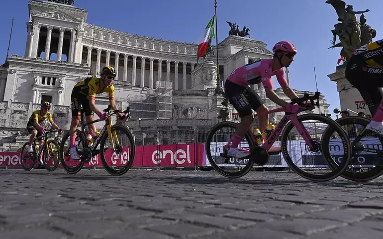 Giro d'Italia terá chegada inédita no Circo Máximo, em Roma