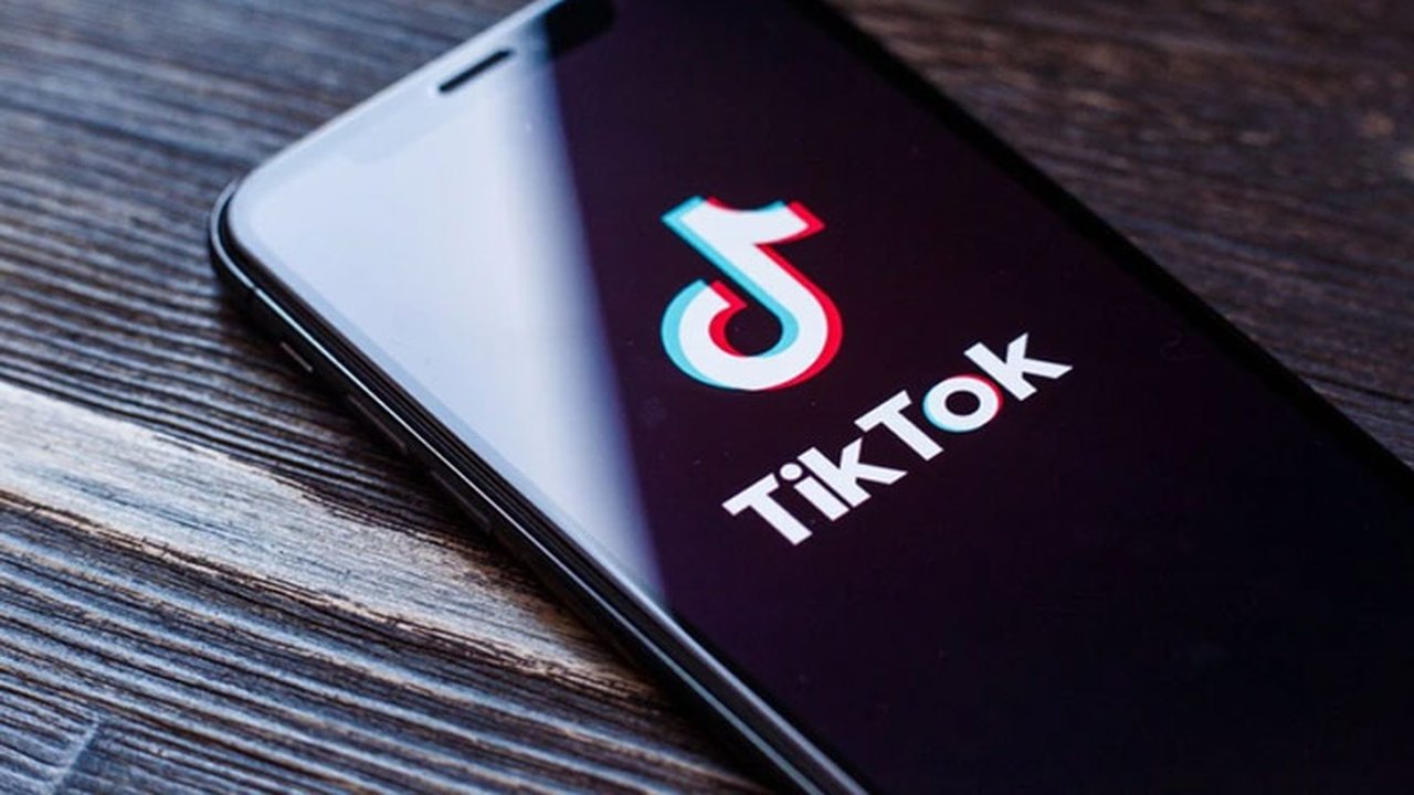 TikTok lança concurso para levar fã brasileiro a show da Adele em Londres