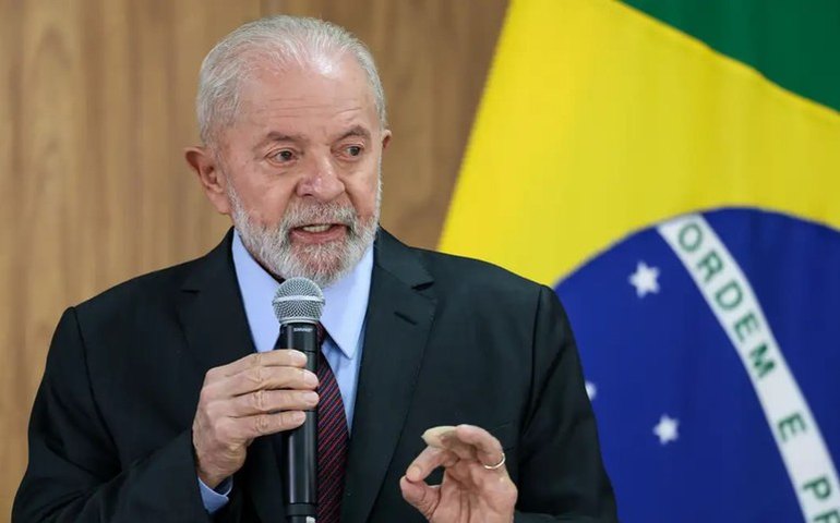 Lula prega diálogo com o Congresso para facilitar aprovação de medidas sobre IOF
