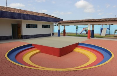 Alunos ganham novas escolas reformadas e climatizadas em Teotônio Vilela