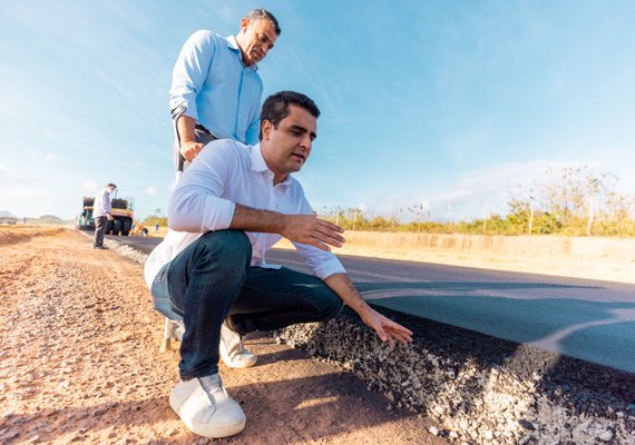 Prefeito JHC vistoria obras da Rota do Mar: “via será importante para todo o Estado”