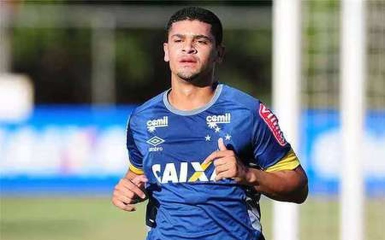 Al Wahda pede para Fifa rebaixar Cruzeiro à Série C por dívida de 2016