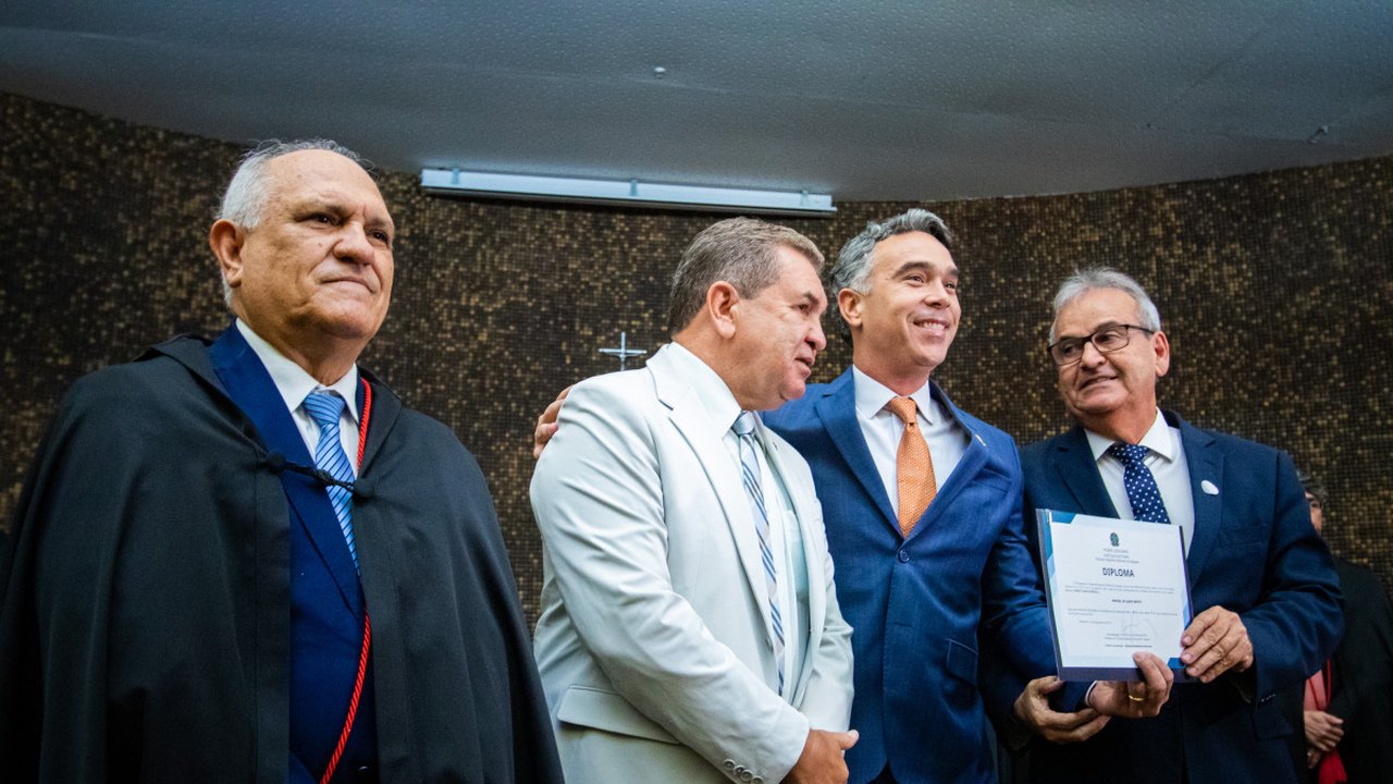 Deputado federal Rafael Brito é diplomado para 1º mandato: “educação e oportunidade para os jovens são prioridades”