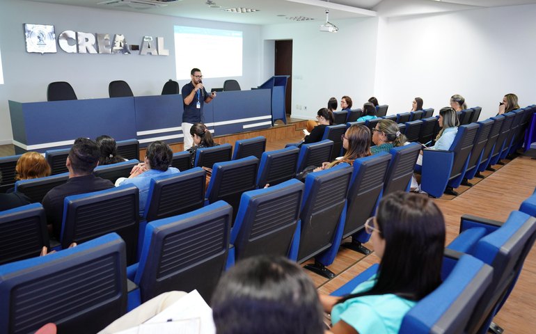 Sesau capacita municípios sobre Monitoramento das Estratégias de Vacinação contra a Poliomielite e o Sarampo