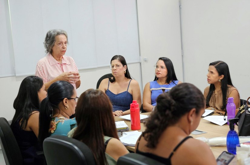Seades realiza encontros tira-dúvidas com municípios sobre reordenamento do Criança Feliz