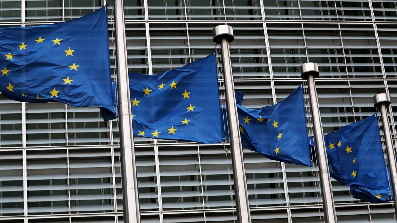Líderes da União Europeia discutem reforçar investimentos para Ucrânia