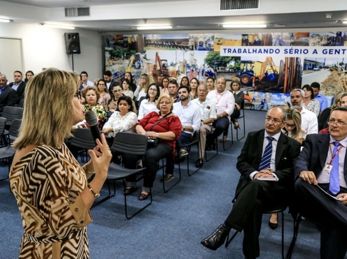 Controladoria prestigia servidores que trabalham com a transparência