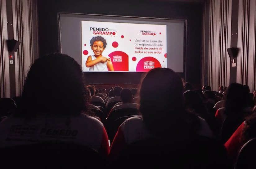 Prefeitura de Penedo usa audiovisual e teatro para conscientizar estudantes sobre o sarampo