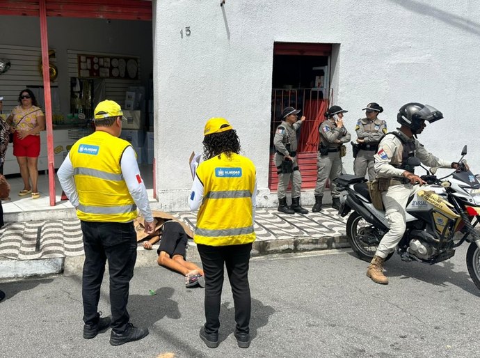 Ronda no Bairro atende caso de importunação sexual na orla e caso de idoso que faleceu no Centro