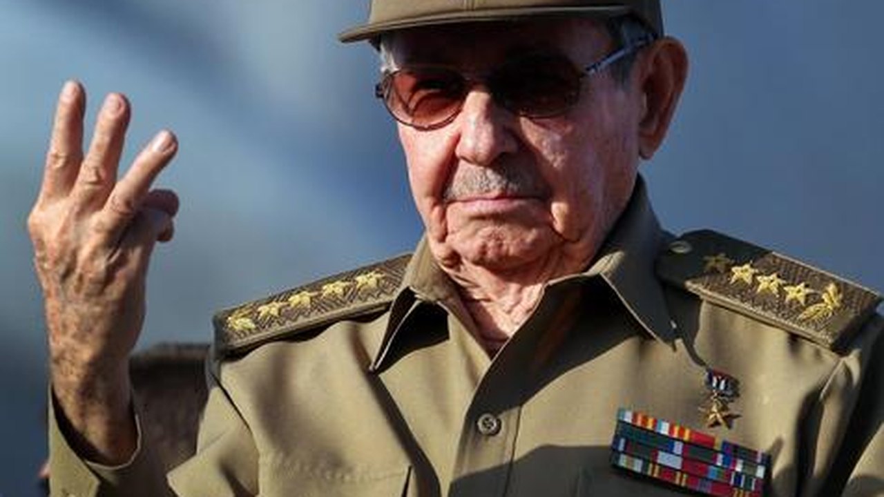 Ex-secretário que plagiou nazista diz desconfiar de “ação satânica”