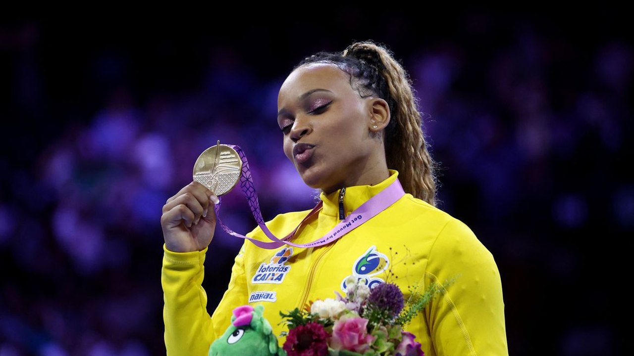 Ginasta Rebeca Andrade é bicampeã mundial do salto na Bélgica