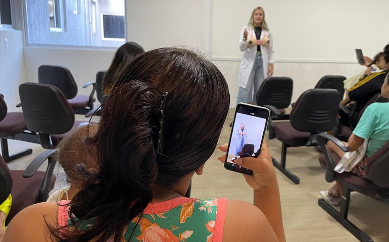 Hospital da Criança promove ação do Agosto Dourado para incentivar aleitamento materno