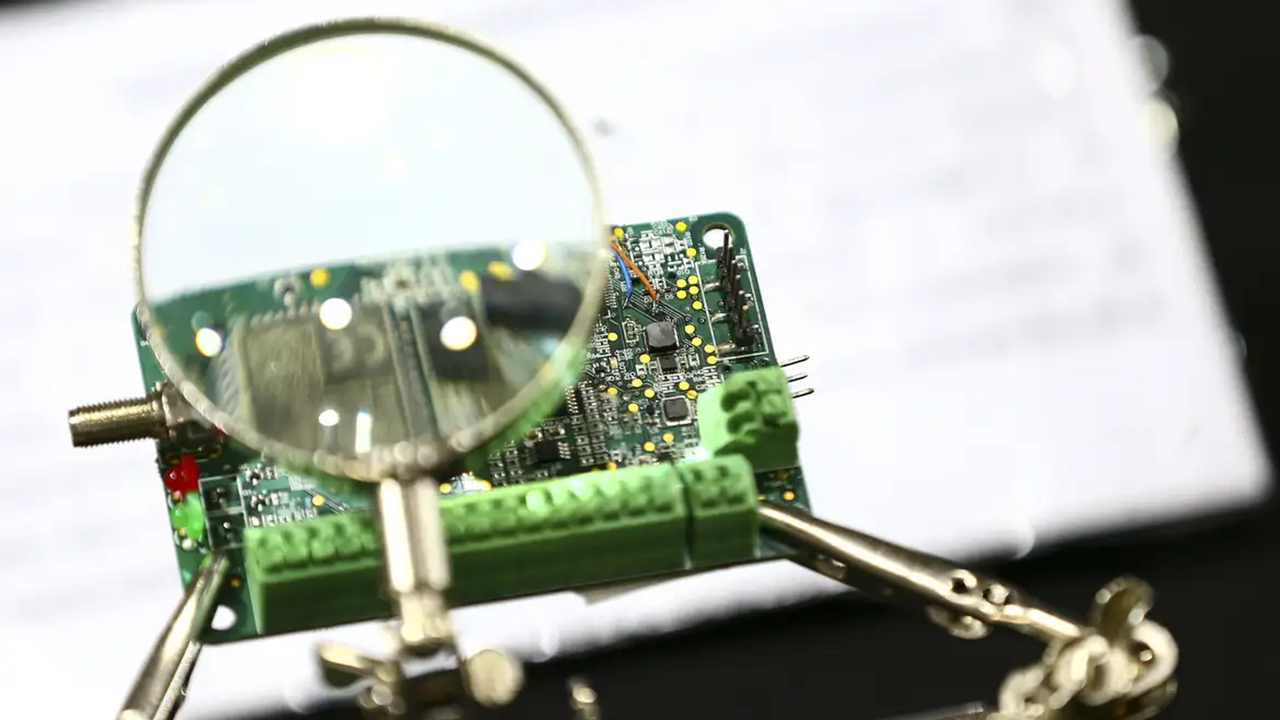 Brasil precisa dominar todas as etapas de produção de semicondutores, diz presidente do Ceitec