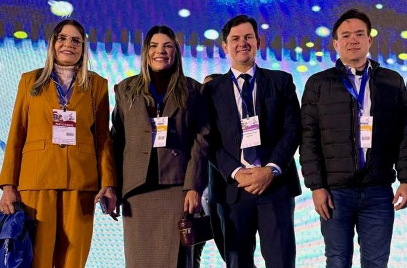 Prefeito de Jundiá, Jorge Galvão, participa de evento nacional sobre educação em Gramado (RS)