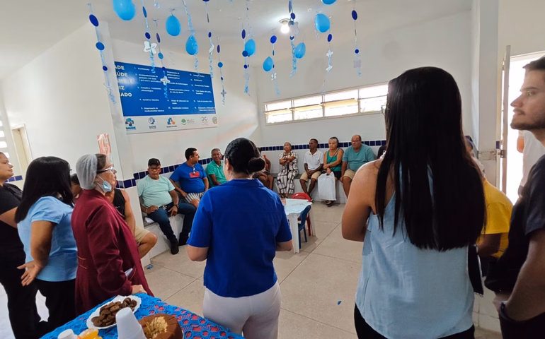 Novembro Azul: Secretaria de Saúde de Penedo orienta homens sobre cuidados preventivos