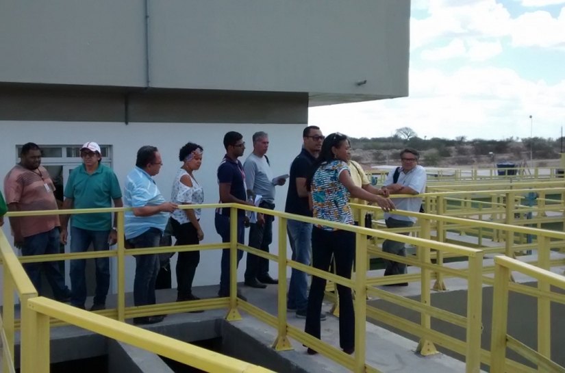 Imprensa sertaneja conhece instalações do sistema coletivo da região